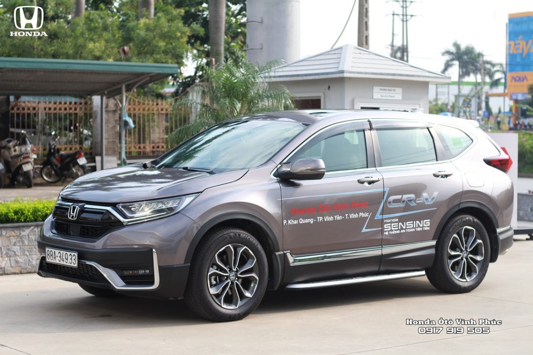Khách hàng lái thử và trải nghiệm Honda CR-V 2020 mới. - Honda Ôtô Vĩnh ...