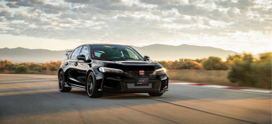 Thông số kỹ thuật xe Honda Civic Type R 2023: An toàn và công nghệ tiện nghi.